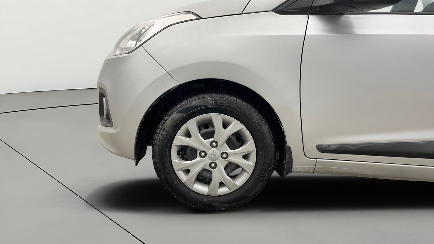 2016 Hyundai Grand i10 SPORTZ 1.2 KAPPA VTVT, Petrol, Manual, 95,576 km, Left Front Wheel