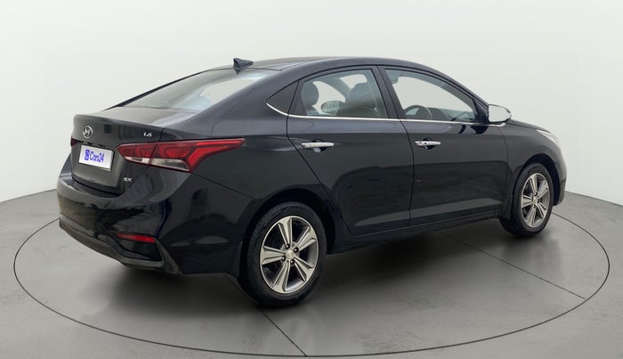 2017 Hyundai Verna 1.6 VTVT SX O, Petrol, Manual, 60,607 km, Right Back Diagonal