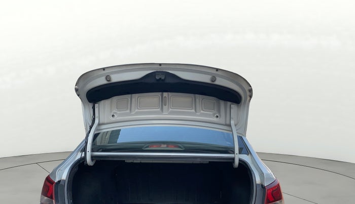 2018 Hyundai Verna 1.6 SX (O) CRDI MT, Diesel, Manual, 68,211 km, Boot Door Open