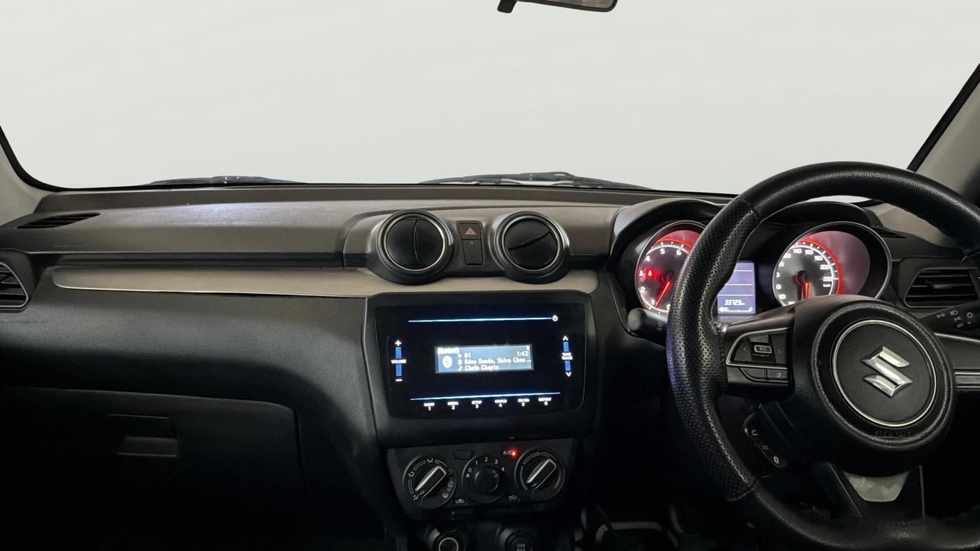 2022 Maruti Swift VXI, Petrol, Manual, 33,721 km, Air Conditioner