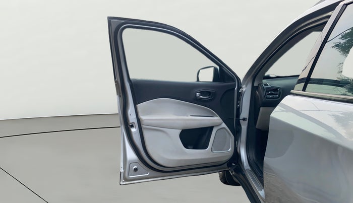 2018 Jeep Compass LIMITED 2.0 DIESEL 4X4, Diesel, Manual, 78,216 km, LHS Front Door