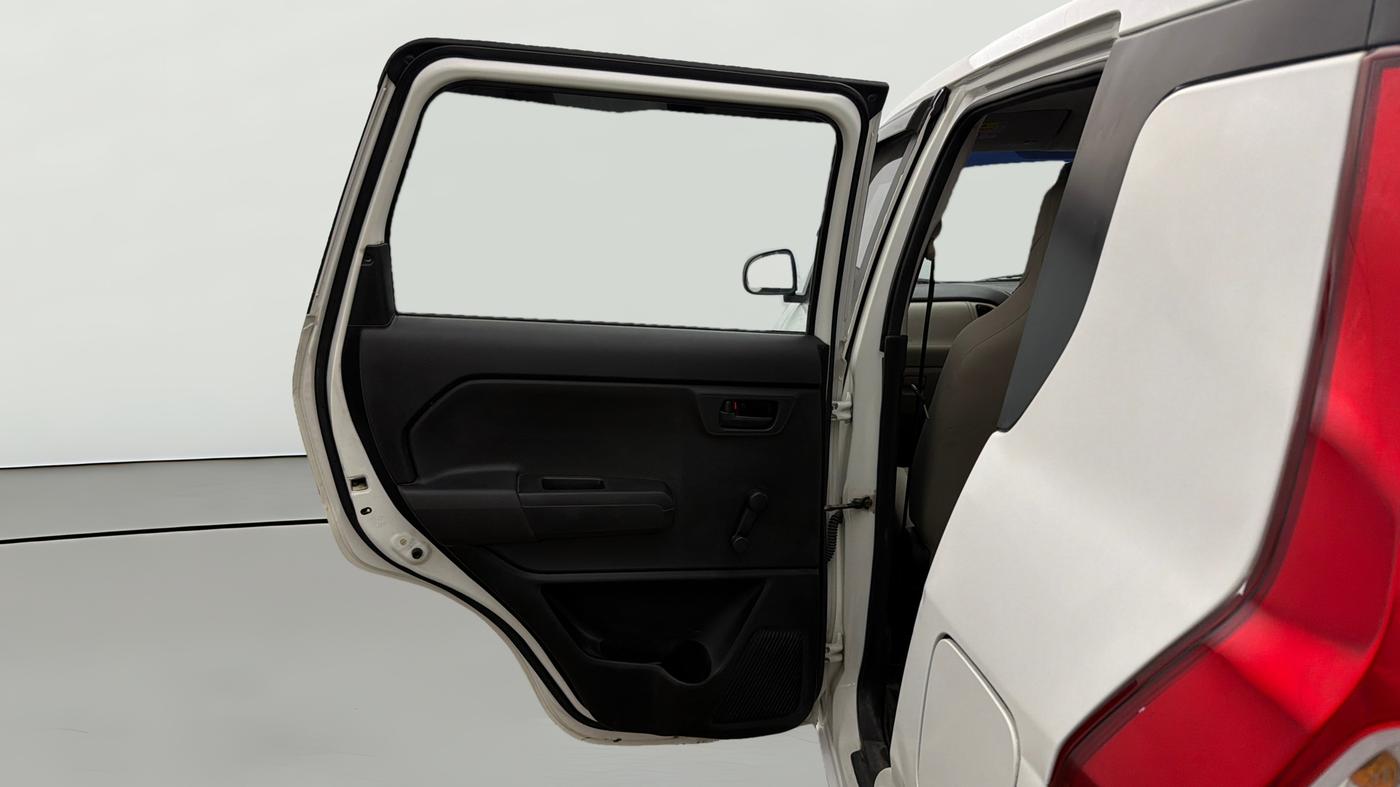2022 Maruti New Wagon-R LXI CNG (O) 1.0, CNG, Manual, 1,04,176 km, LHS Rear Door