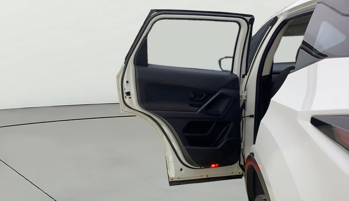 2023 Tata Harrier XE 2.0L KRYOTEC, Diesel, Manual, 1,04,313 km, LHS Rear Door