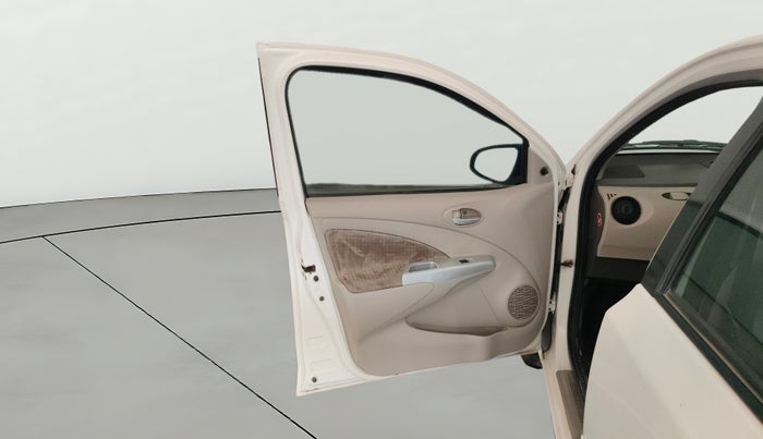 2014 Toyota Etios G, Petrol, Manual, 43,706 km, LHS Front Door