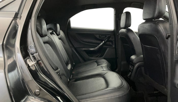2023 Tata NEXON XZA PLUS LUX SUNROOF DARK PETROL, Petrol, Automatic, 36,470 km, Right Side Rear Door Cabin