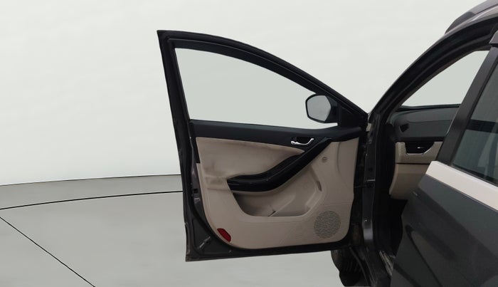 2023 Tata NEXON XZ PLUS PETROL, Petrol, Manual, 30,514 km, LHS Front Door