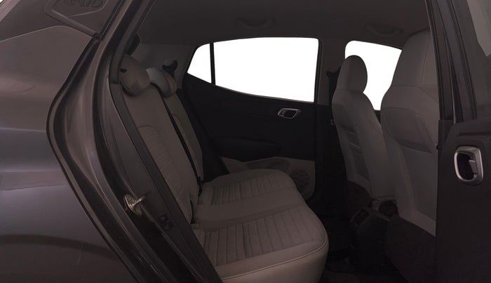 2023 Hyundai GRAND I10 NIOS SPORTZ 1.2 KAPPA VTVT CNG, CNG, Manual, 42,137 km, Right Side Rear Door Cabin