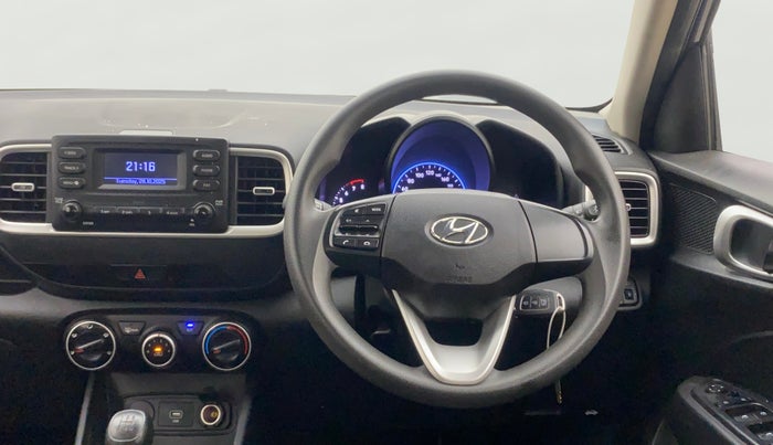 2020 Hyundai VENUE S 1.2, Petrol, Manual, 47,778 km, Steering Wheel Close Up