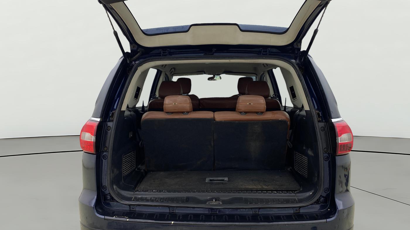 2019 Tata Hexa XM PLUS 4X2 7 STR, Diesel, Manual, 1,22,595 km, Boot Open Zoomed View