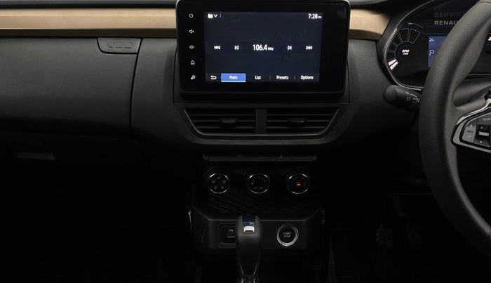 2022 Renault Kiger RXT (O) AMT DUAL TONE, Petrol, Automatic, 55,801 km, Air Conditioner