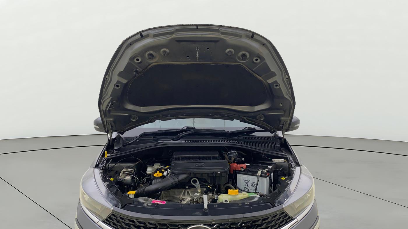 2023 Tata Tiago XT PETROL, Petrol, Manual, 35,121 km, Open Bonet