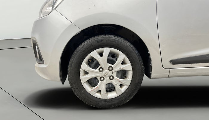 2015 Hyundai Grand i10 SPORTZ 1.2 KAPPA VTVT, CNG, Manual, 53,745 km, Left Front Wheel