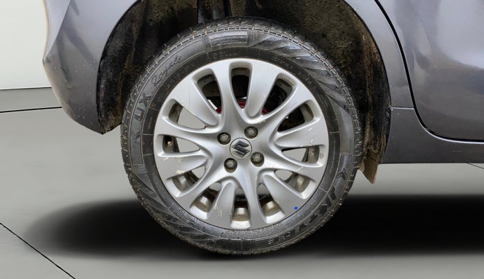 2018 Maruti Baleno ALPHA PETROL 1.2, CNG, Manual, 63,598 km, Right Rear Wheel