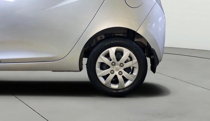 2015 Hyundai Eon MAGNA +, Petrol, Manual, 37,276 km, Left Rear Wheel