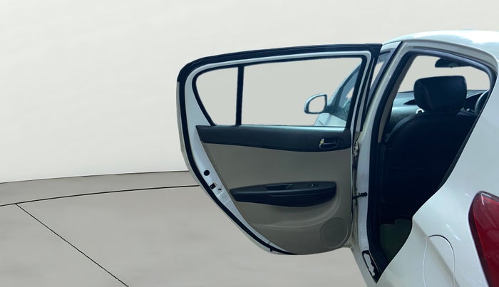 2014 Hyundai Elite i20 MAGNA 1.4 CRDI, Diesel, Manual, 92,927 km, LHS Rear Door