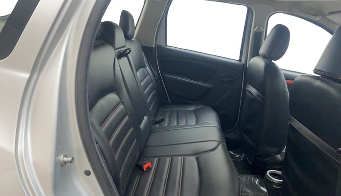 2017 Renault Duster 85 PS RXS MT DIESEL, Diesel, Manual, 1,00,850 km, Right Side Rear Door Cabin