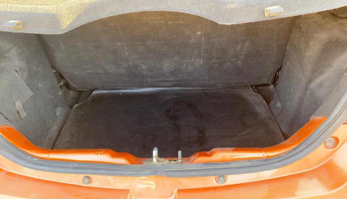 2018 Tata Tiago XZ PLUS PETROL, Petrol, Manual, 72,122 km, Boot Open Zoomed View