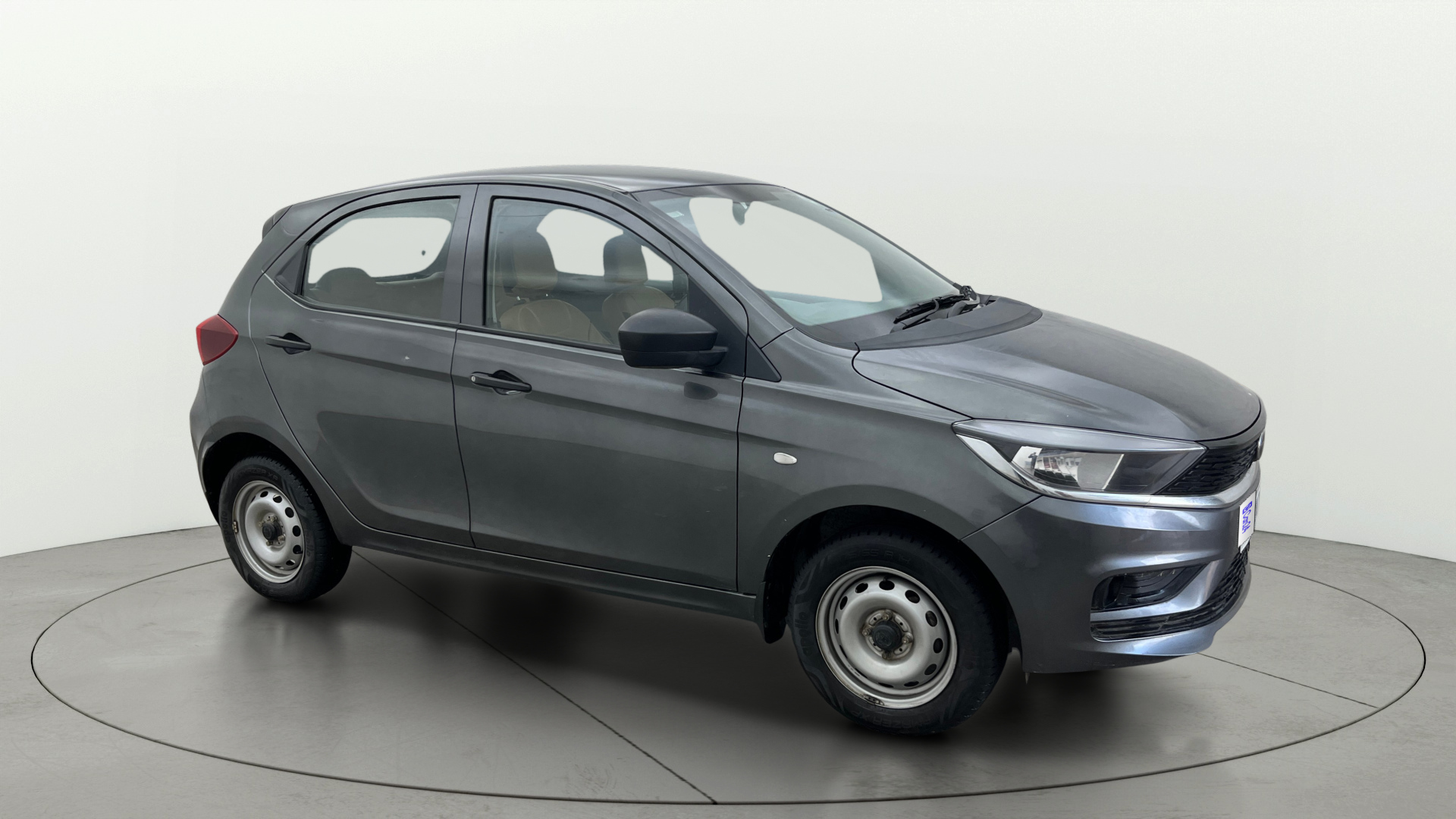 2025 Tata Tiago 2021-2026 XE CNG 2025 Tata Tiago 2021-2026 XE CNG