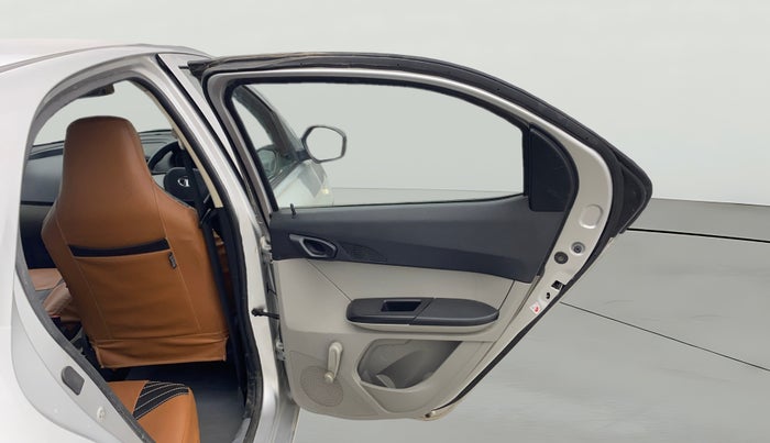 2018 Tata Tiago XE PETROL, Petrol, Manual, 39,718 km, RHS Rear Door