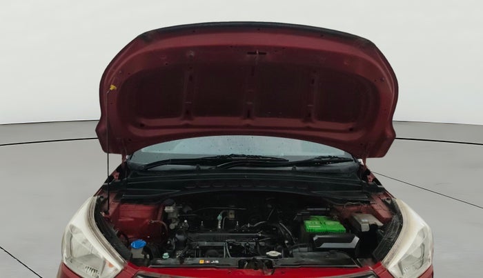 2016 Hyundai Creta BASE 1.6 PETROL, Petrol, Manual, 60,160 km, Open Bonet