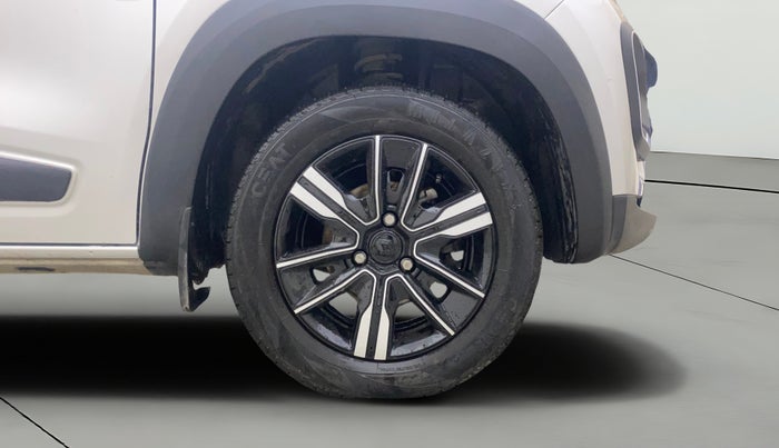 2023 Renault Kwid CLIMBER AMT 1.0, Petrol, Automatic, 22,698 km, Right Front Wheel