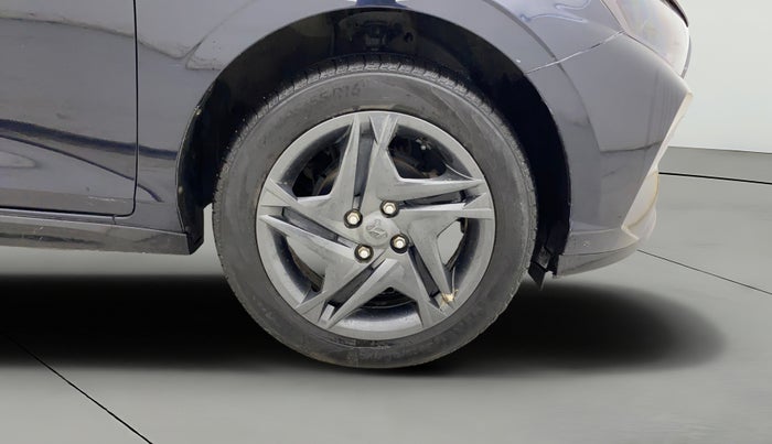 2023 Hyundai NEW I20 SPORTZ 1.2 MT, Petrol, Manual, 23,650 km, Right Front Wheel