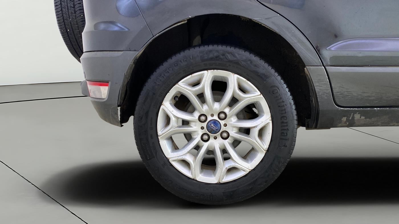 2014 Ford Ecosport TITANIUM 1.5L DIESEL, Diesel, Manual, 1,28,745 km, Right Rear Wheel