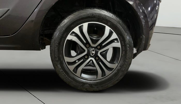 2022 Tata Tiago XZ PLUS CNG, CNG, Manual, 42,231 km, Left Rear Wheel