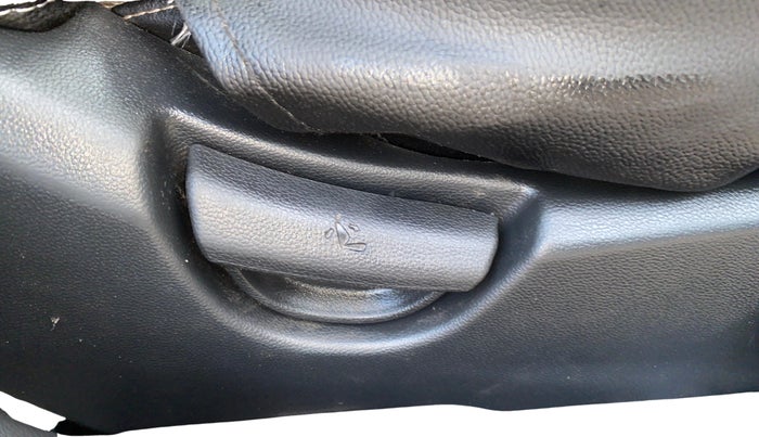 2014 Hyundai Xcent S 1.2, Petrol, Manual, 76,933 km, Third Seat Row ( optional )