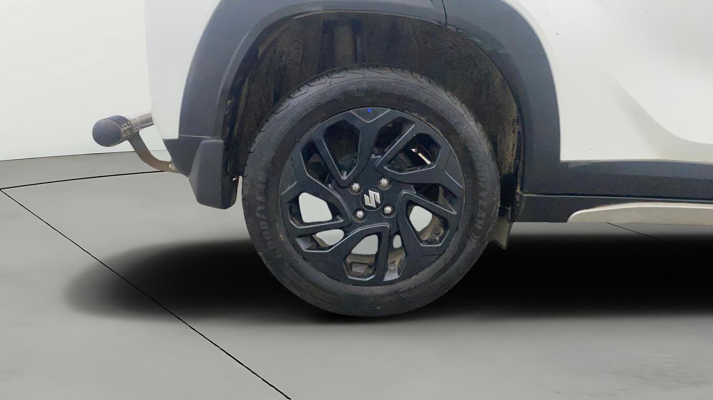 2025 Maruti FRONX ZETA 1.0 TURBO MT, Petrol, Manual, 7,925 km, Right Rear Wheel