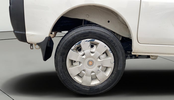 2022 Maruti Eeco 5 STR AC (O), Petrol, Manual, 14,671 km, Right Rear Wheel