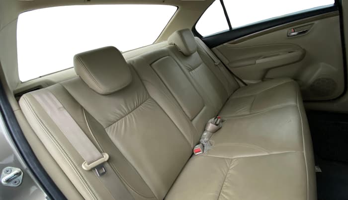 2018 Maruti Ciaz ALPHA  AT 1.5 SHVS PETROL, Petrol, Automatic, 35,118 km, Right Side Rear Door Cabin