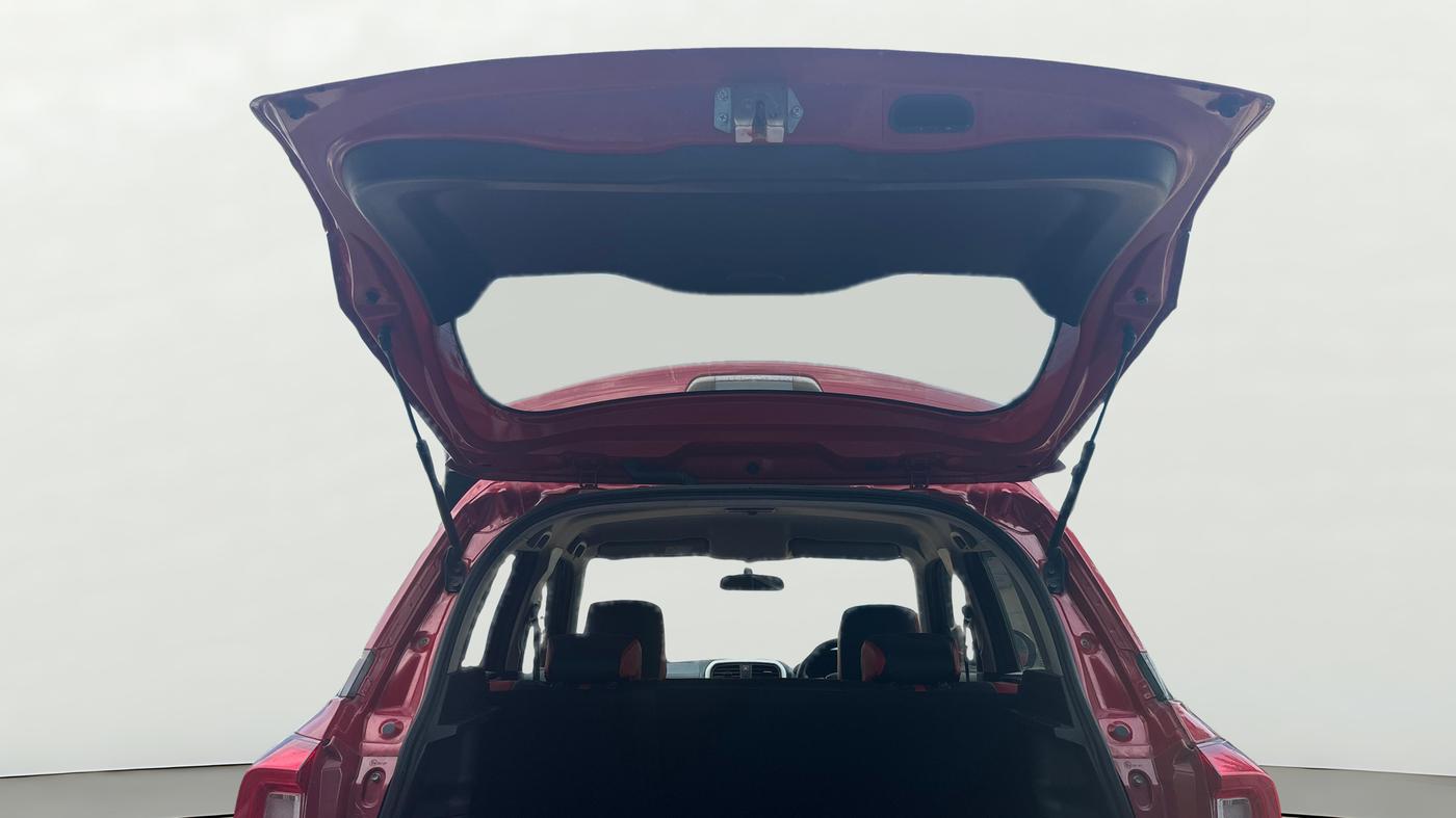 2021 Maruti Vitara Brezza VXI AT SHVS, Petrol, Automatic, 78,550 km, Boot Door Open