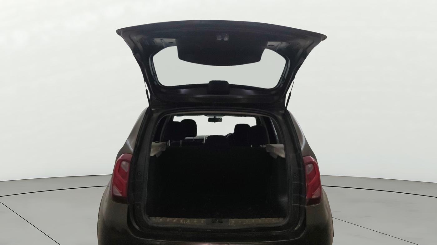 2021 Renault Duster RXS 1.3 TURBO PETROL MT, Petrol, Manual, 25,708 km, Boot Door Open