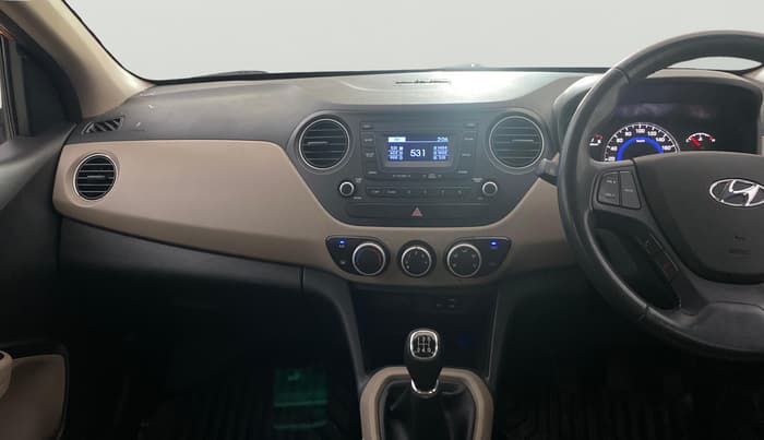 2016 Hyundai Grand i10 ASTA (O) 1.2 KAPPA VTVT, Petrol, Manual, 1,00,955 km, Air Conditioner