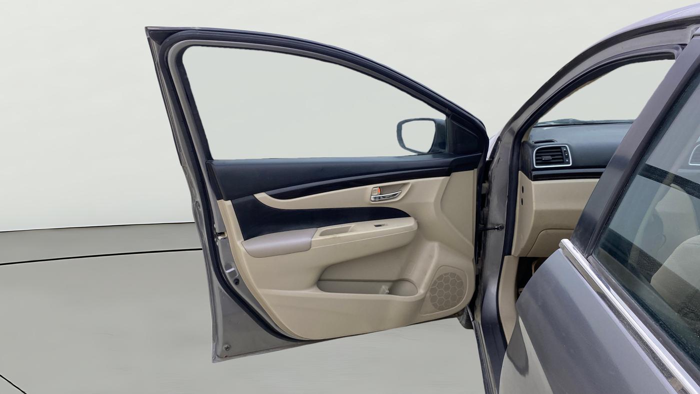 2017 Maruti Ciaz DELTA 1.4 MT PETROL, Petrol, Manual, 37,038 km, LHS Front Door