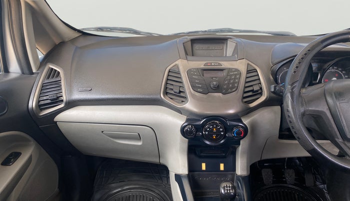 2016 Ford Ecosport AMBIENTE 1.5L PETROL, Petrol, Manual, 1,00,605 km, Air Conditioner