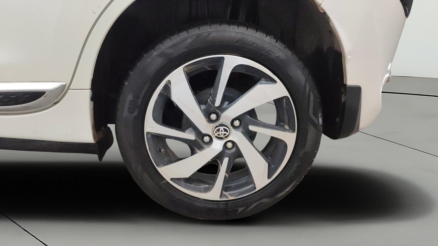 2024 Toyota Glanza G E-CNG, CNG, Manual, 41,375 km, Left Rear Wheel