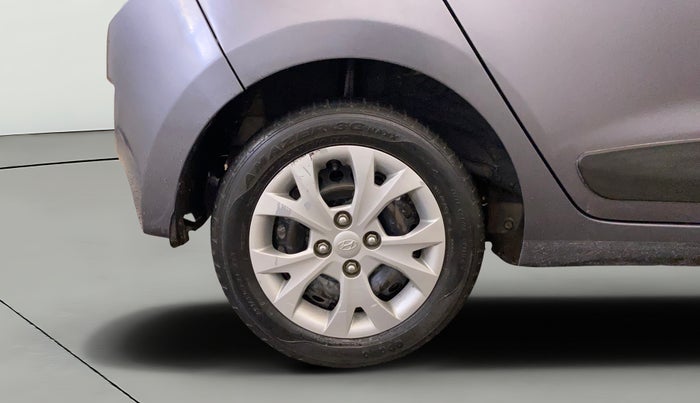 2016 Hyundai Grand i10 SPORTZ 1.2 KAPPA VTVT, Petrol, Manual, 30,747 km, Right Rear Wheel