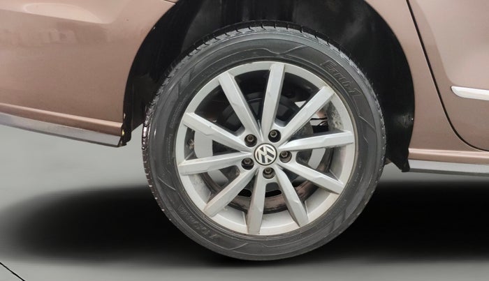 2019 Volkswagen Vento HIGHLINE PLUS 1.2 AT, Petrol, Automatic, 72,482 km, Right Rear Wheel