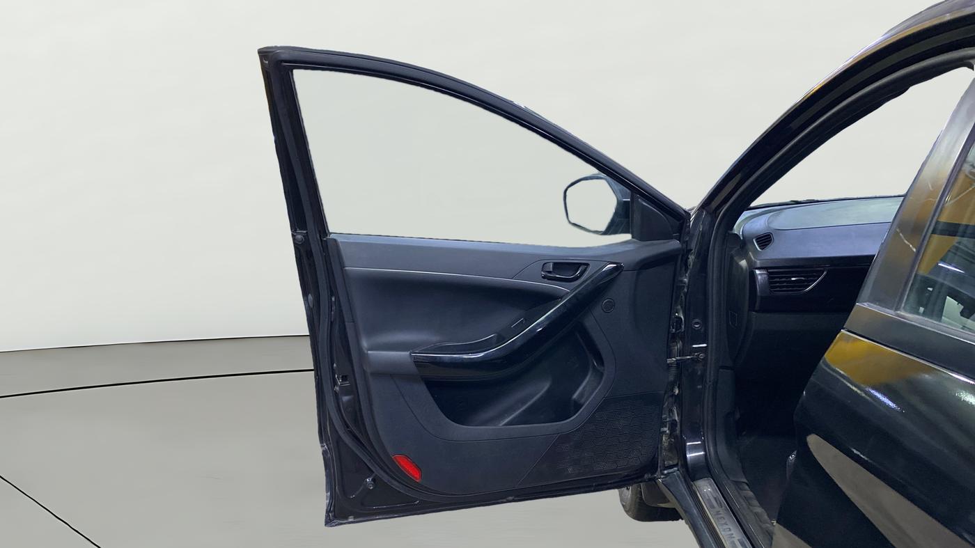 2023 Tata NEXON XZ PLUS LUX SUNROOF DARK DIESEL, Diesel, Manual, 63,134 km, LHS Front Door