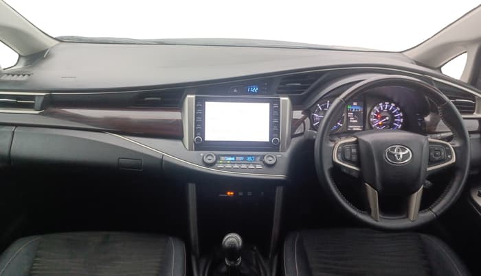 2022 Toyota Innova Crysta 2.4 VX 8 STR, Diesel, Manual, 28,485 km, Dashboard