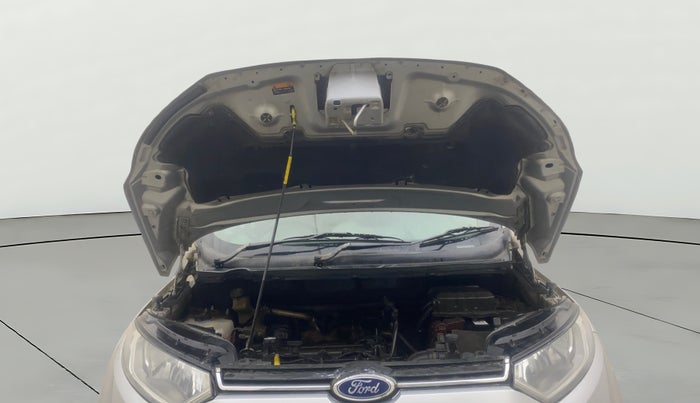 2016 Ford Ecosport TITANIUM 1.5L PETROL, Petrol, Manual, 1,07,587 km, Open Bonet