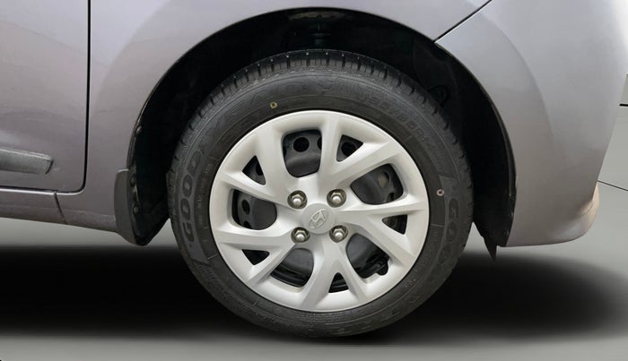 2019 Hyundai Grand i10 SPORTZ 1.2 KAPPA VTVT, Petrol, Manual, 6,852 km, Right Front Wheel