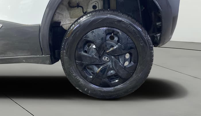 2024 Tata PUNCH ADVENTURE RHYTHM PACK MT, Petrol, Manual, 19,290 km, Left Rear Wheel