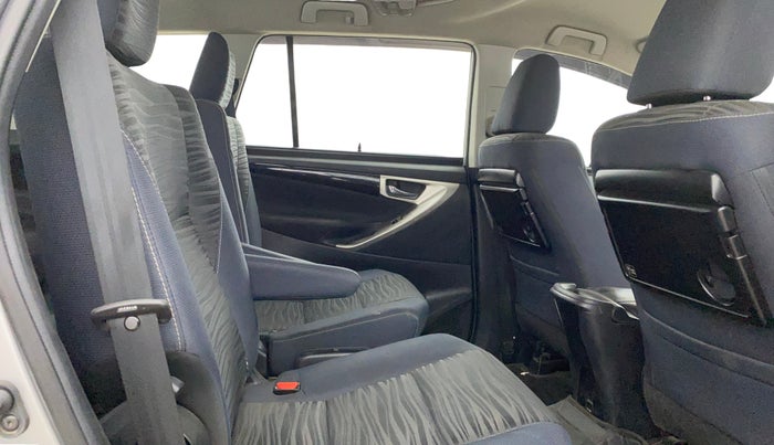 2022 Toyota Innova Crysta 2.7 VX 7 STR, Petrol, Manual, 60,927 km, Right Side Rear Door Cabin