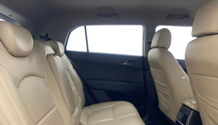 2016 Hyundai Creta SX 1.6 DIESEL, Diesel, Manual, 65,988 km, Right Side Rear Door Cabin