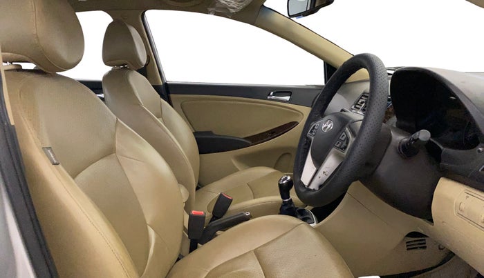 2014 Hyundai Verna FLUIDIC 1.6 VTVT SX OPT, Petrol, Manual, 79,022 km, Right Side Front Door Cabin