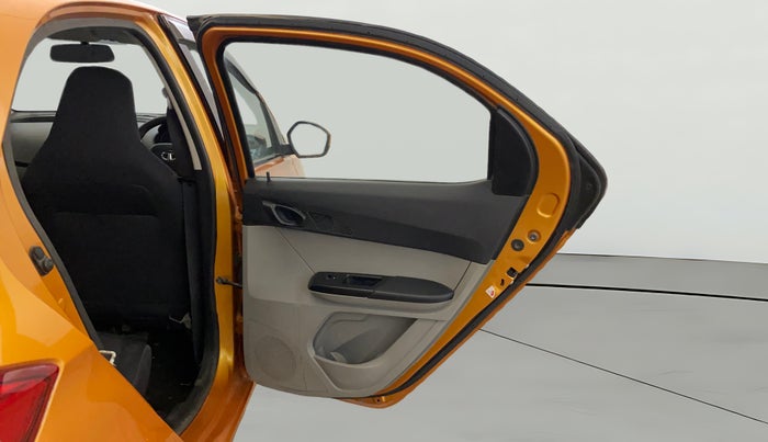 2016 Tata Tiago XT PETROL, Petrol, Manual, 83,954 km, RHS Rear Door