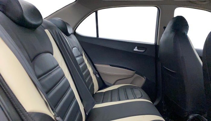 2019 Hyundai Xcent SX 1.2, Petrol, Manual, 44,831 km, Right Side Rear Door Cabin